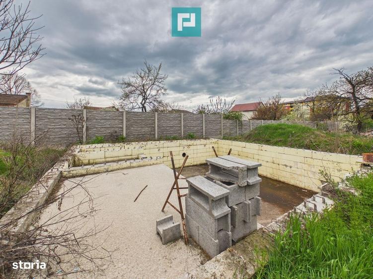 Casă cu 4 camere în Pârneava