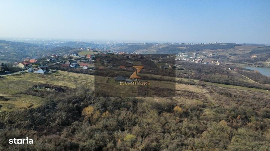 Casă cu 4 camere cu Teren 1253 Mp în Central