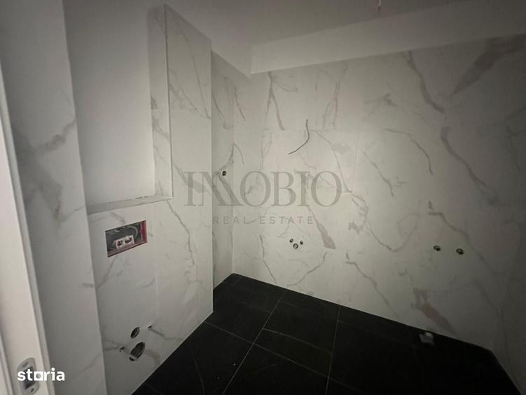 Apartament cu 3 camere semidecomandat în Sisești