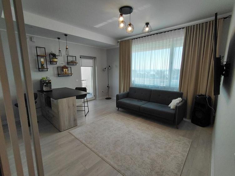 Apartament cu 2 camere semidecomandat în Costi