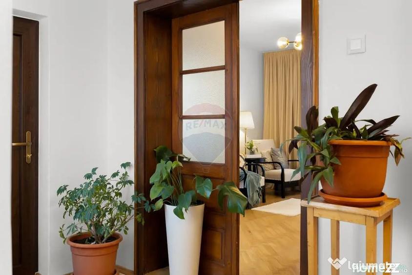 Casă cu 5 camere cu Teren 1085 Mp în Aradul Nou
