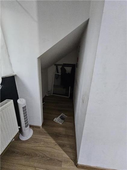 Casă cu 6 camere cu Canalizare în Aroneanu