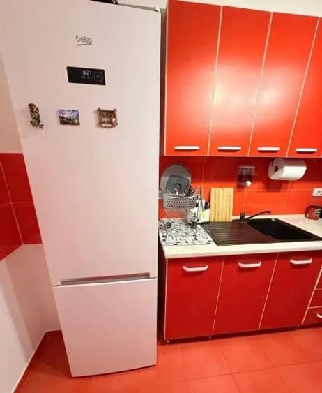 Apartament cu 2 camere semidecomandat, mobilat în Dobroești