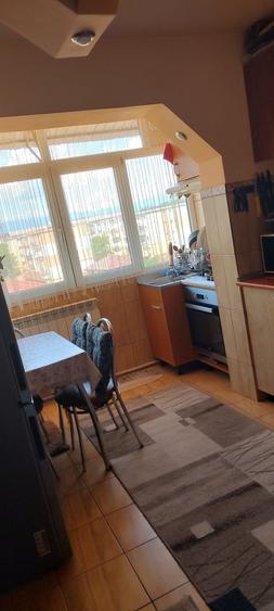 Apartament cu 2 camere decomandat în Plopilor