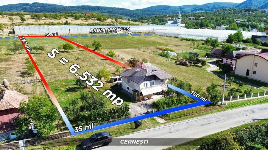 Casă individuală cu 5 camere cu Teren 6532 Mp în Cernești