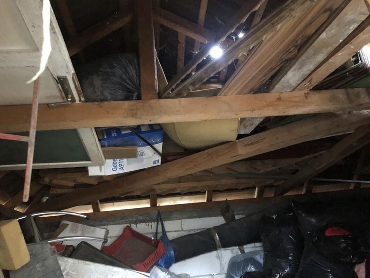 Casă cu 2 camere cu Teren 36 Mp în Central