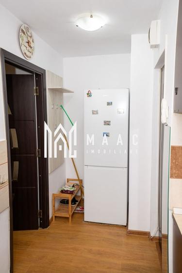 Apartament cu 2 camere semidecomandat în 1 Mai
