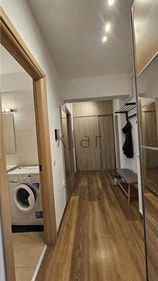 Apartament cu 2 camere semidecomandat, mobilat în Bună Ziua