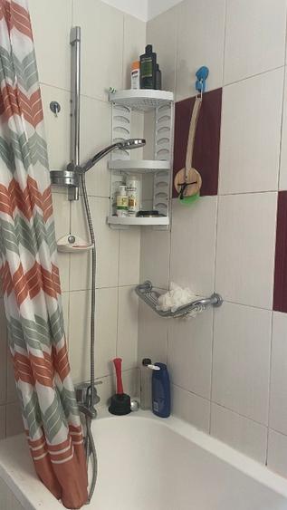 Apartament cu 3 camere semidecomandat în Theodor Pallady