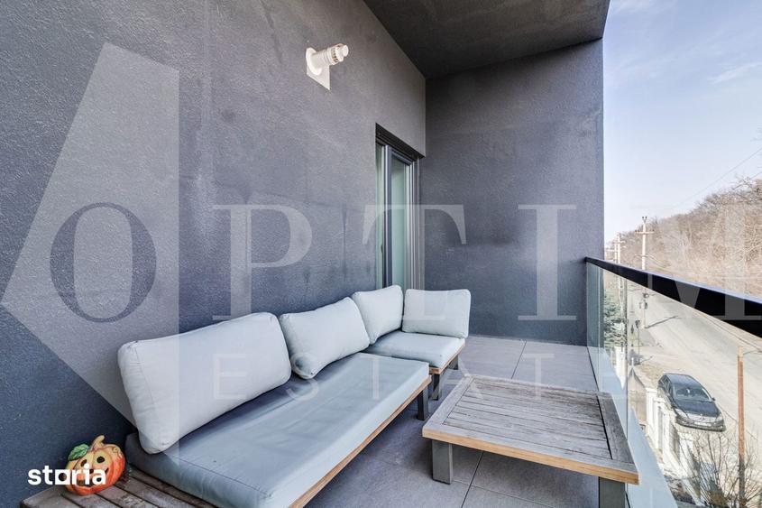 Apartament cu 3 camere, mobilat în Central