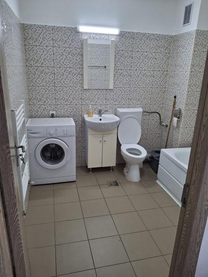 Apartament cu 2 camere decomandat în Florești
