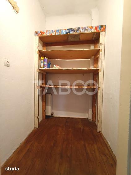 Casă cu 3 camere cu Canalizare în Turnișor