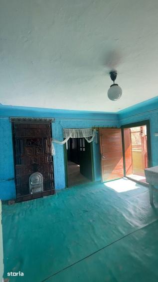 Casă cu 4 camere cu Teren 1735 Mp în Tolstoi