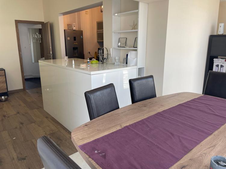 Apartament cu 2 camere semidecomandat în Batistei