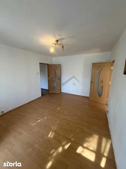 Apartament cu 2 camere semidecomandat în Canta