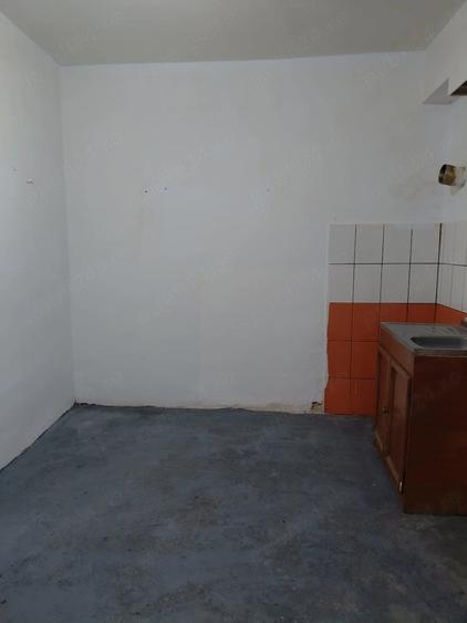 Casă cu 3 camere cu Teren 91 Mp în Traian