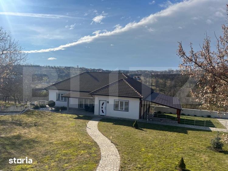 Casă cu 5 camere decomandat cu Teren 4400 Mp în Nușeni