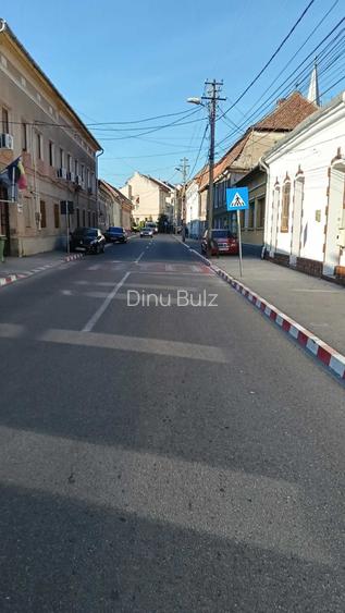 Spatii avocatura peste drum de Judecatoria Orastie