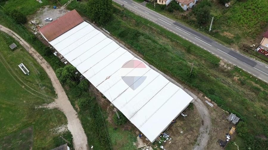 Spațiu comercial, de 1,242 mp, în Blăjel