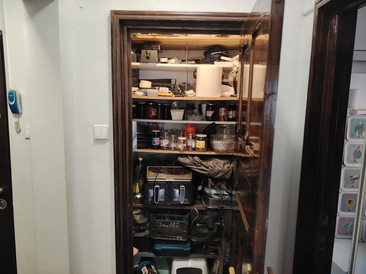 Apartament cu 3 camere decomandat în Alexandru cel Bun