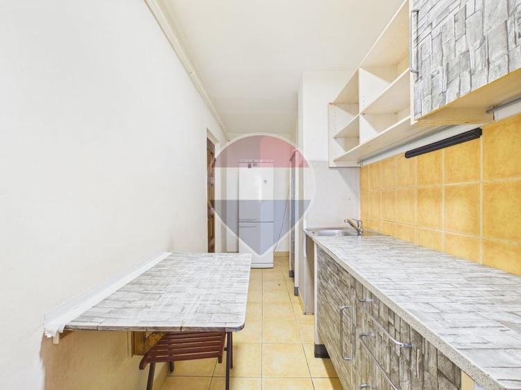 Apartament cu 2 camere decomandat, mobilat în Doamna Ghica