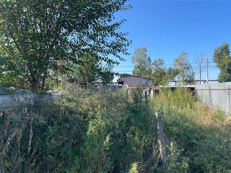 Teren Construcții intravilan de 830 mp, în Zona Industrială