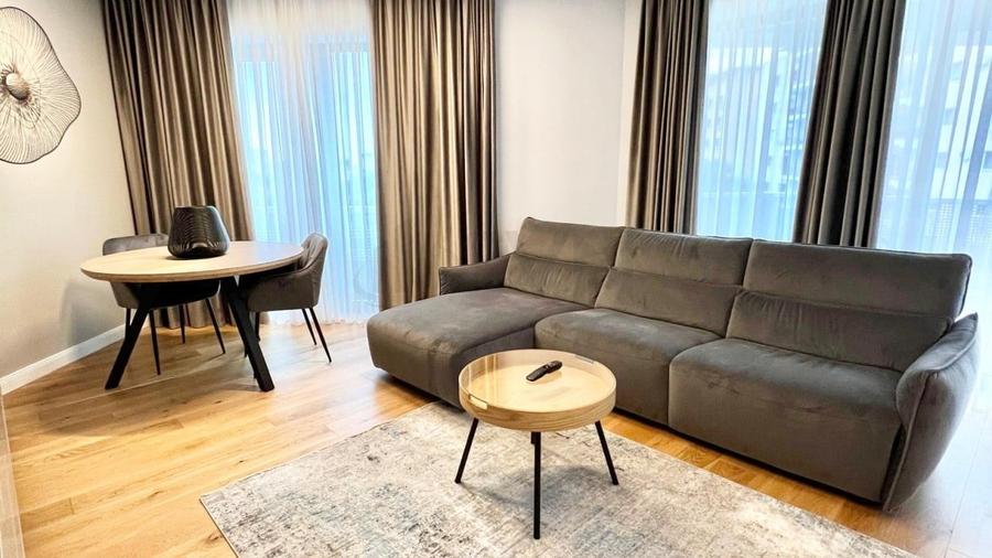Apartament cu 2 camere decomandat, mobilat în Herăstrău