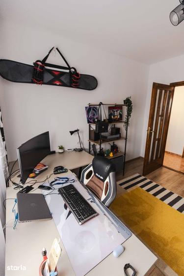 Apartament cu 4 camere, mobilat în Central