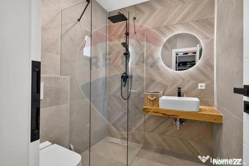 Casă cu 5 camere cu Teren 550 Mp în Fântânele