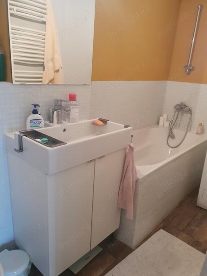 Apartament cu 2 camere decomandat în Astra
