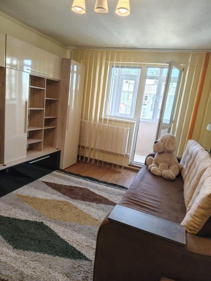 Apartament cu 2 camere semidecomandat în Drumul Taberei