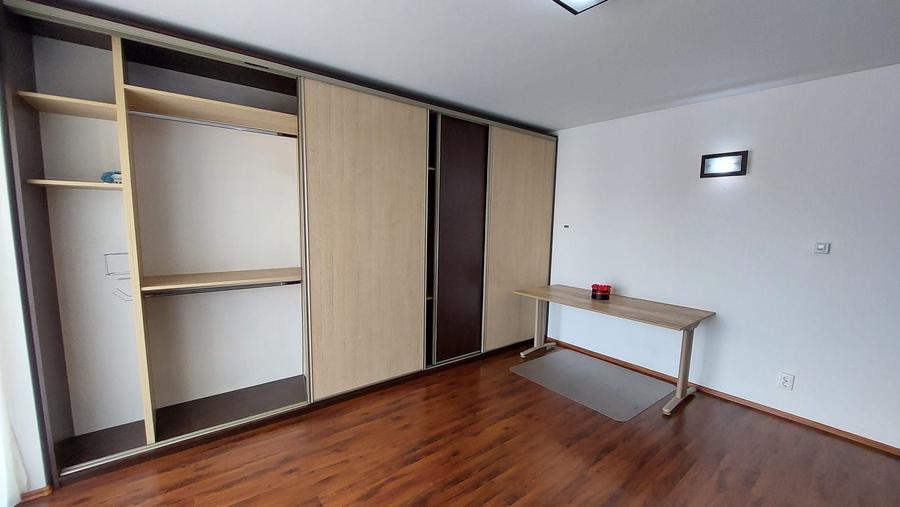 Apartament cu 2 camere decomandat, mobilat în Ultracentral