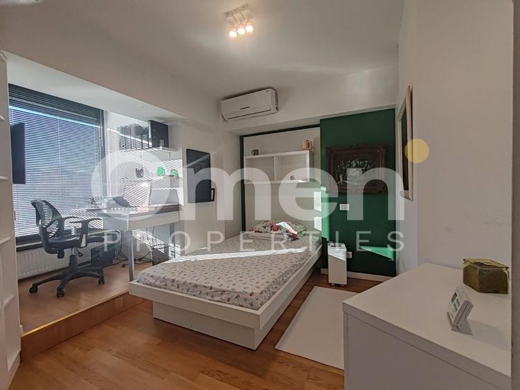 Apartament cu 2 camere semidecomandat, mobilat în Central
