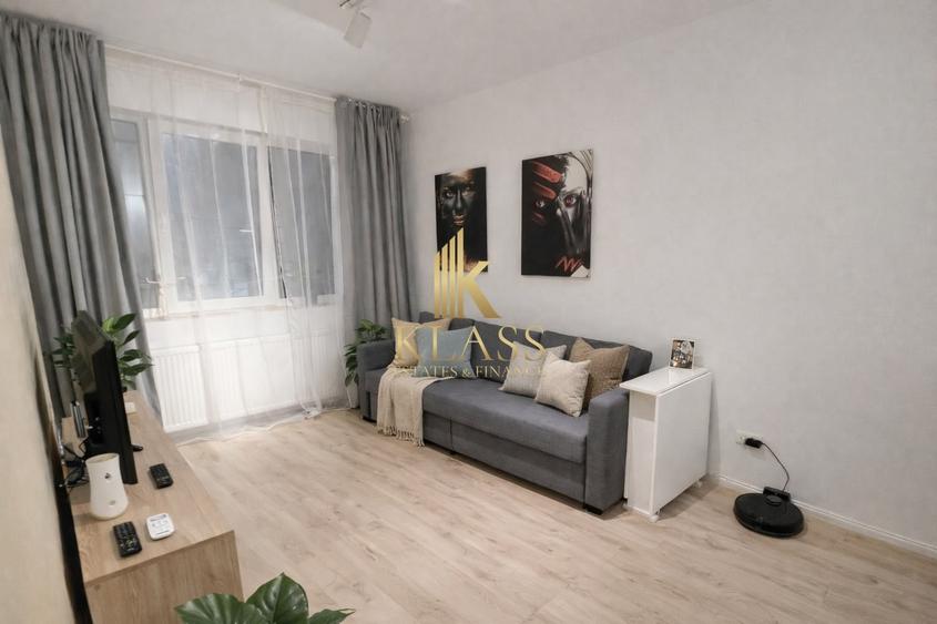 Apartament cu 3 camere semidecomandat, mobilat în Grozăvești