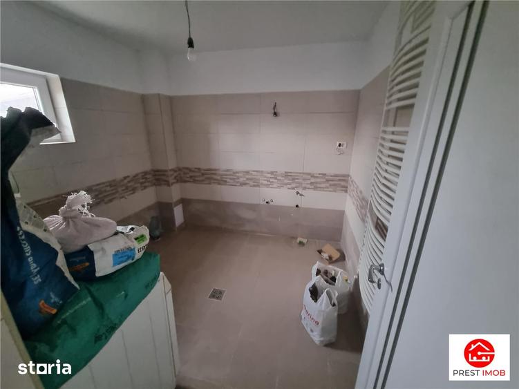 Casă cu 4 camere cu Teren 300 Mp în Sâncraiu de Mureș