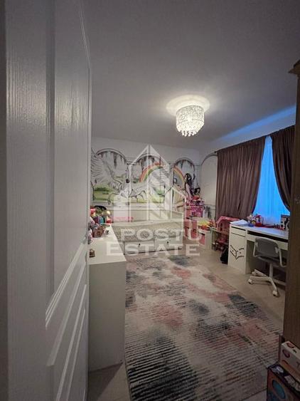 Casă cu 4 camere cu Teren 740 Mp în Moșnița Veche