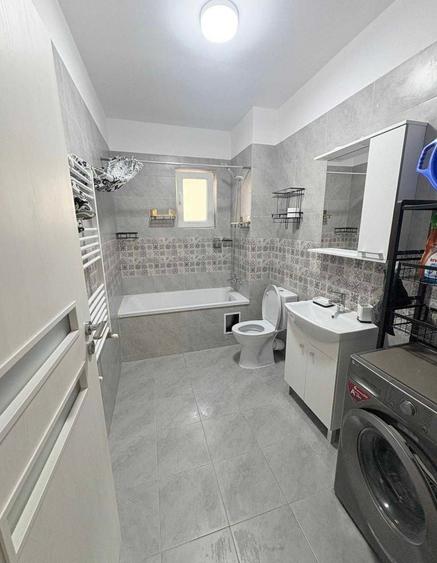 Apartament cu 3 camere în Metalurgiei