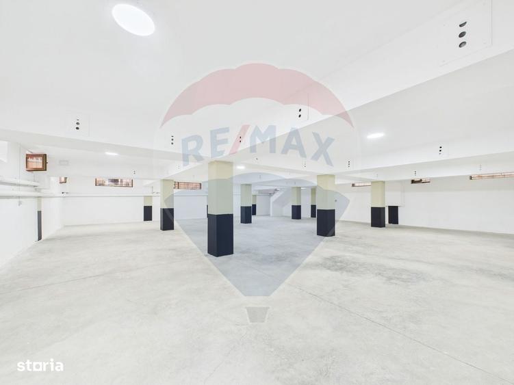 Spațiu comercial, de 340 mp, în Prelungirea Ghencea