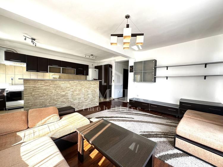 Apartament cu 2 camere semidecomandat, mobilat în Bună Ziua