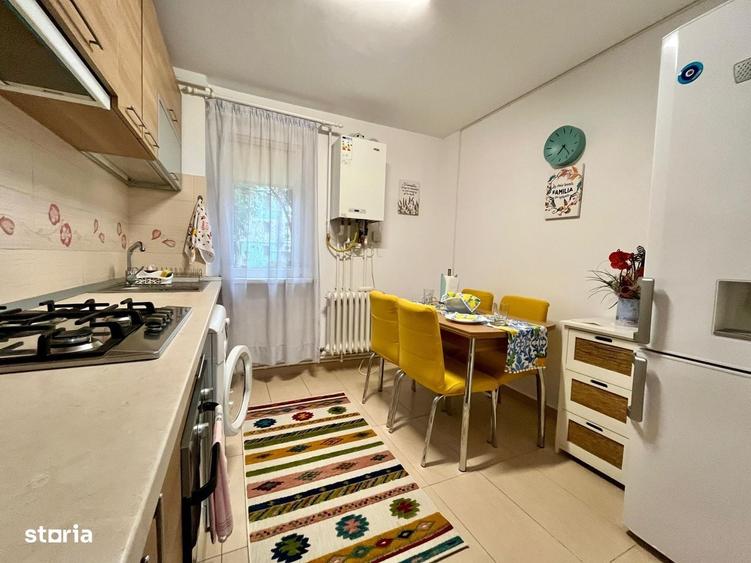 Apartament de inchiriat, 2 camere, semidecomandat, 56 mp, Podu Ros - 7