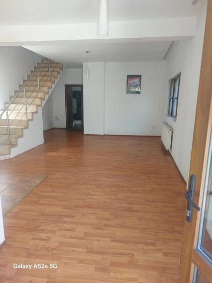 Casă cu Teren 120 Mp în Bucureștii Noi