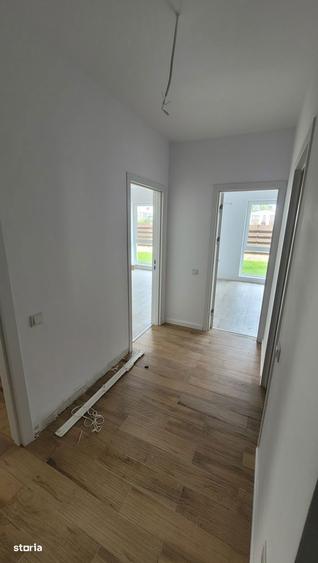 Apartament cu 3 camere în Industriilor