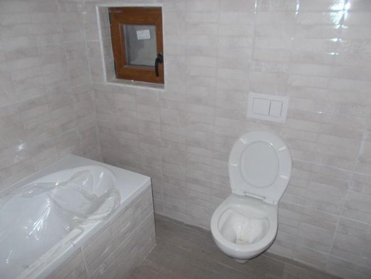 Casă individuală cu 5 camere cu Teren 350 Mp în Dumbrăvița