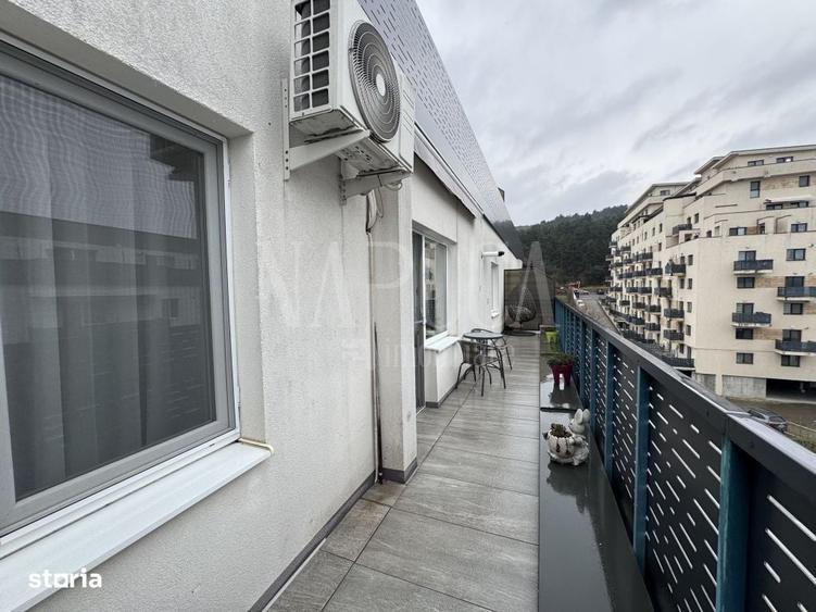 Apartament cu 3 camere semidecomandat în Florești