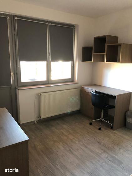 Apartament cu 3 camere în 22 Decembrie 1989