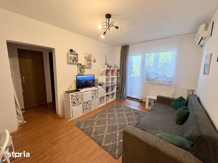 Apartament cu 3 camere în Aurel Vlaicu