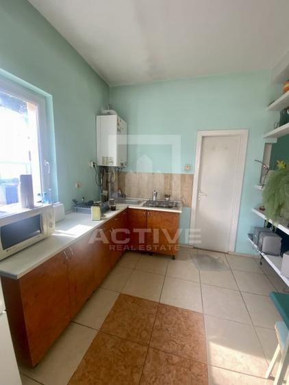 Casă individuală cu 5 camere cu Canalizare în Dâmbul Rotund
