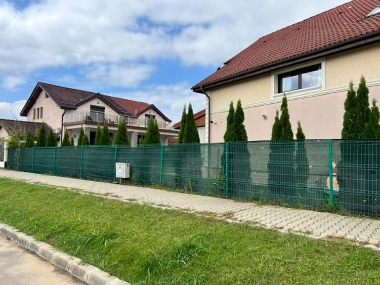 Casă cu 5 camere cu Teren 450 Mp în Central