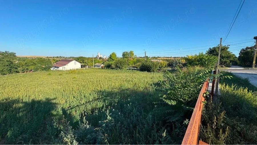 Teren de 1811 mp, în Plopeni