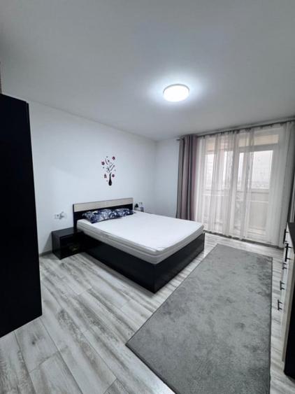 Apartament cu 2 camere semidecomandat în Florești